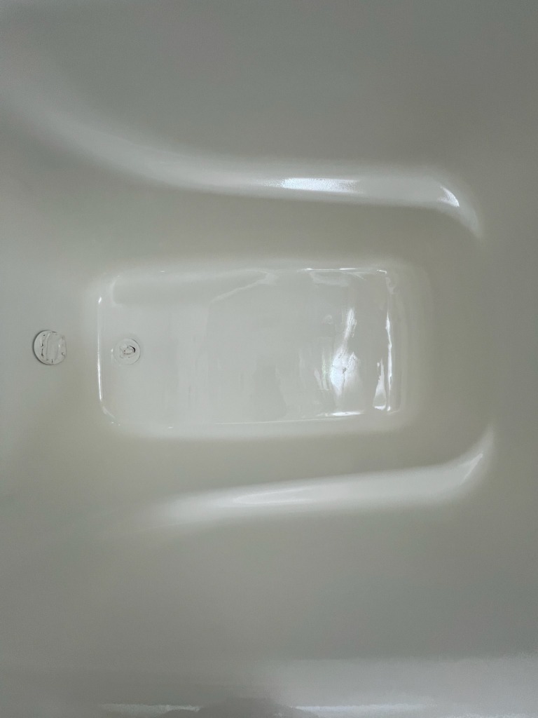 FRPで補修した人工大理石浴槽